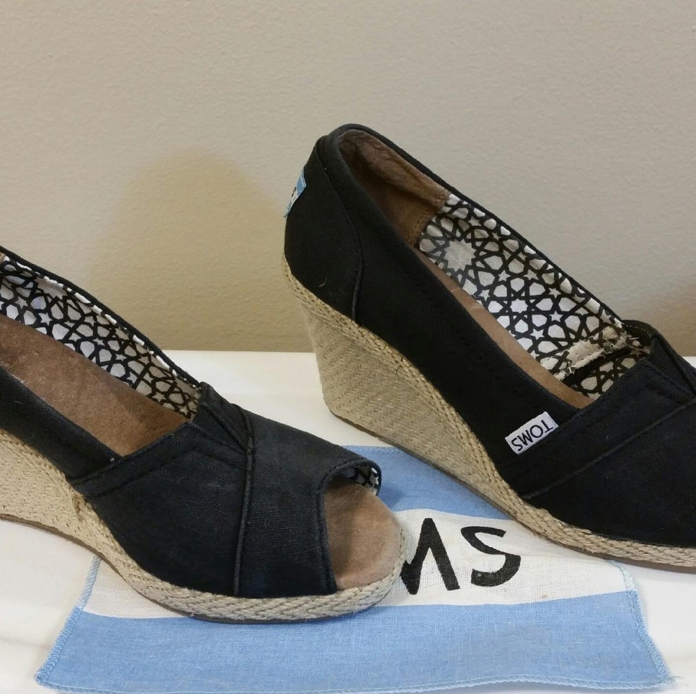 Tom's wedges